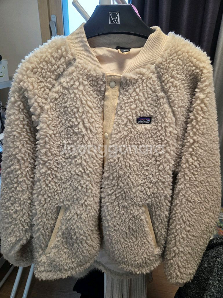 파타고니아 봄버자켓 빅키즈xxl--1