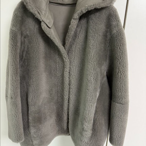 한섬 래트 양가죽 후리스 자켓