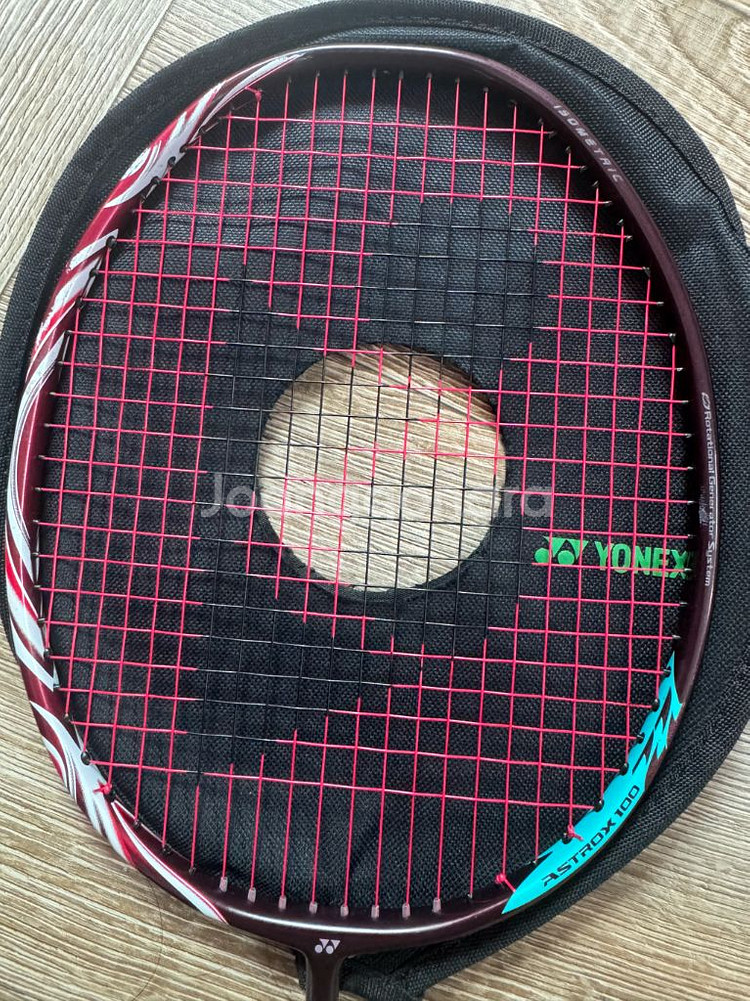 요넥스 아스트록스 100zz 쿠레나이 4u--1