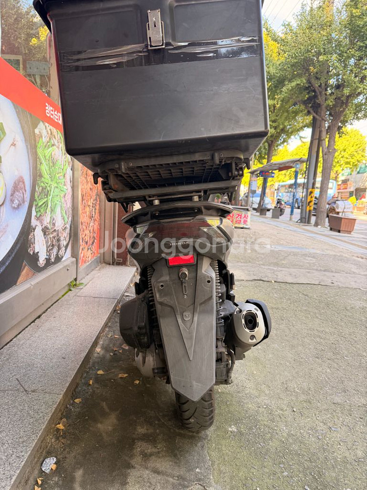 pcx125 21년식 ABS모델 판매합니다--4