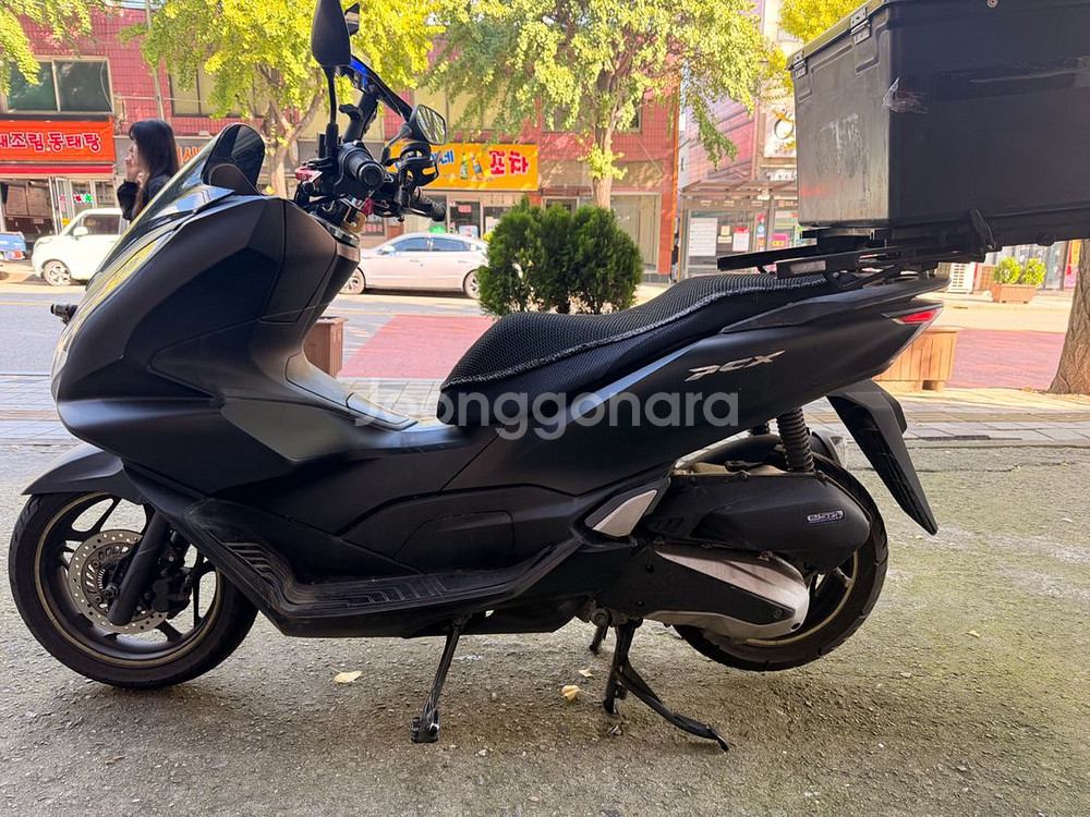 pcx125 21년식 ABS모델 판매합니다--2