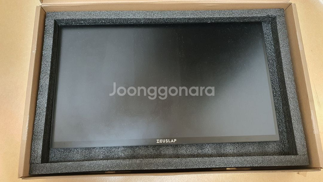 제우스랩 22인치 2K 포터블 터치 모니터--4