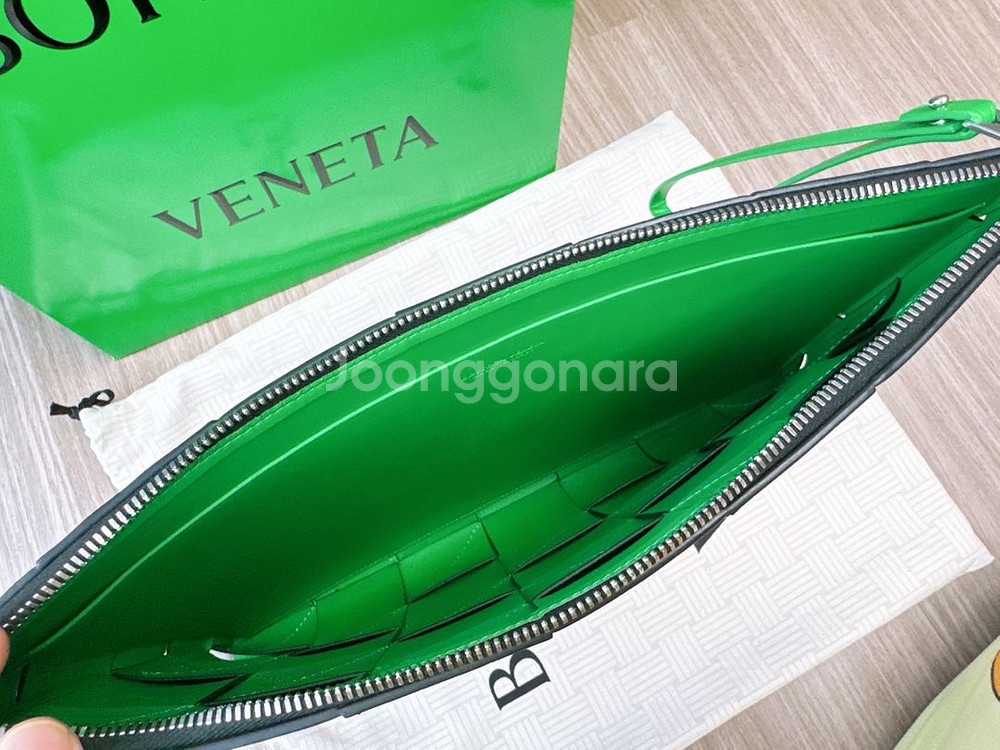 보테가베네타 카세트플랫파우치 클러치 (라지)--9