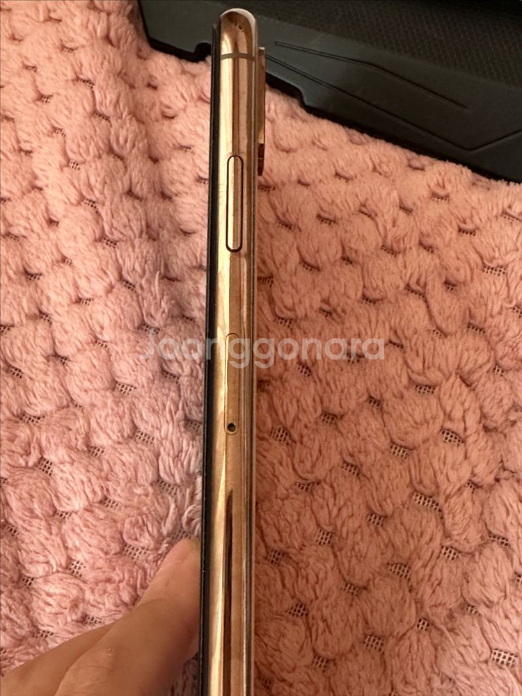 아이폰xs 골드 64G 배터리82%--4