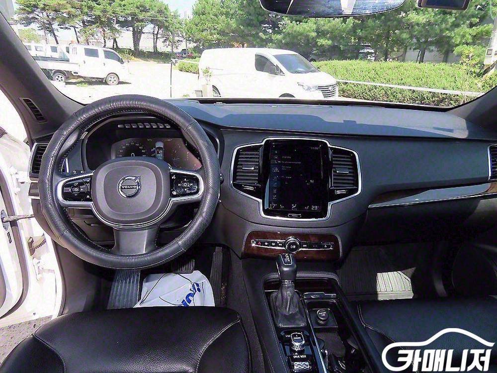 [볼보]XC90 2세대 2.0 T6 AWD 모멘텀 #앱 이미지