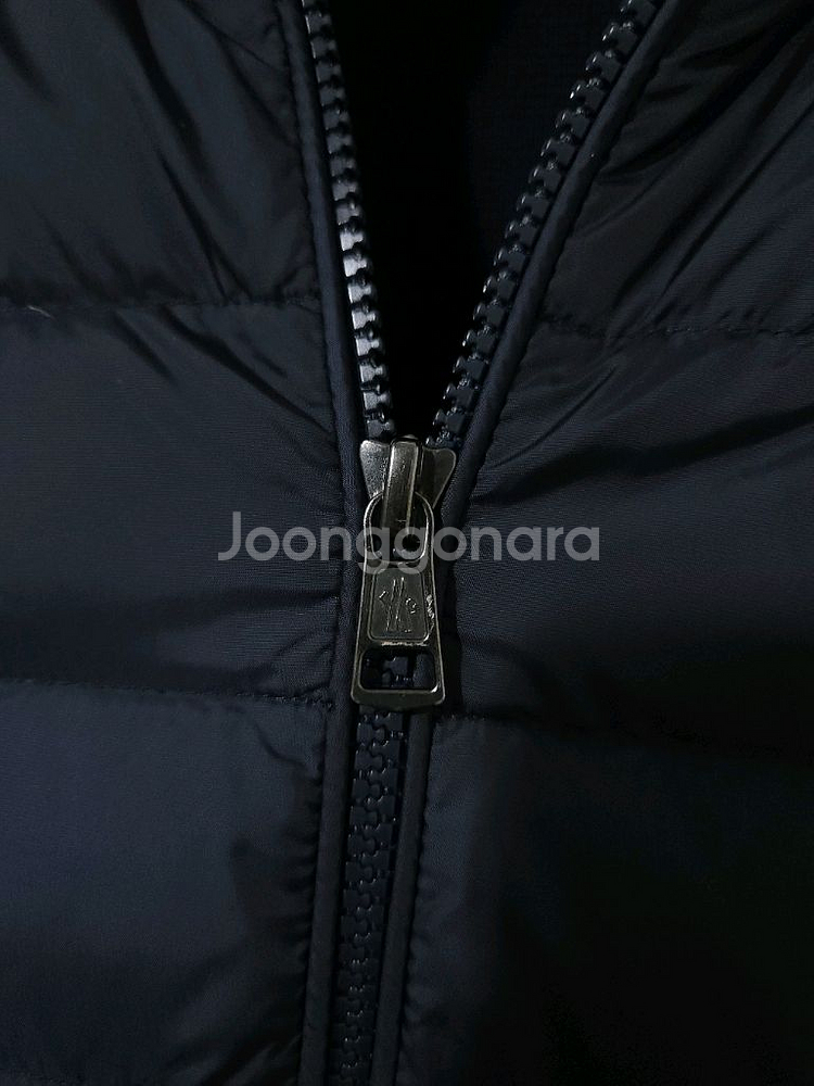 [새상품급] 몽클레어 김현우 니트패딩 L Size--3