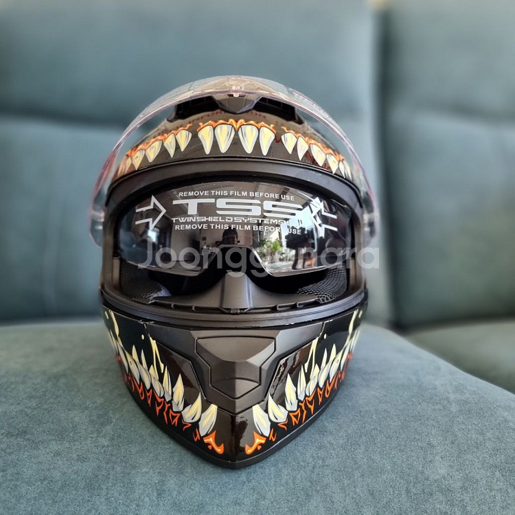 (폐업정리/즉시발송/무료배송) 베놈 오토바이 헬멧--3