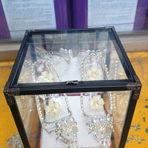 신발모형. 유리구두. 거의 새것. 16. 16. 19