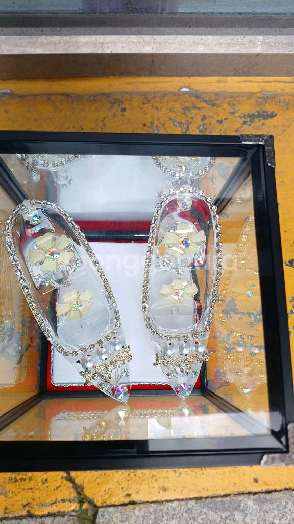 신발모형. 유리구두. 거의 새것. 16. 16. 19--3