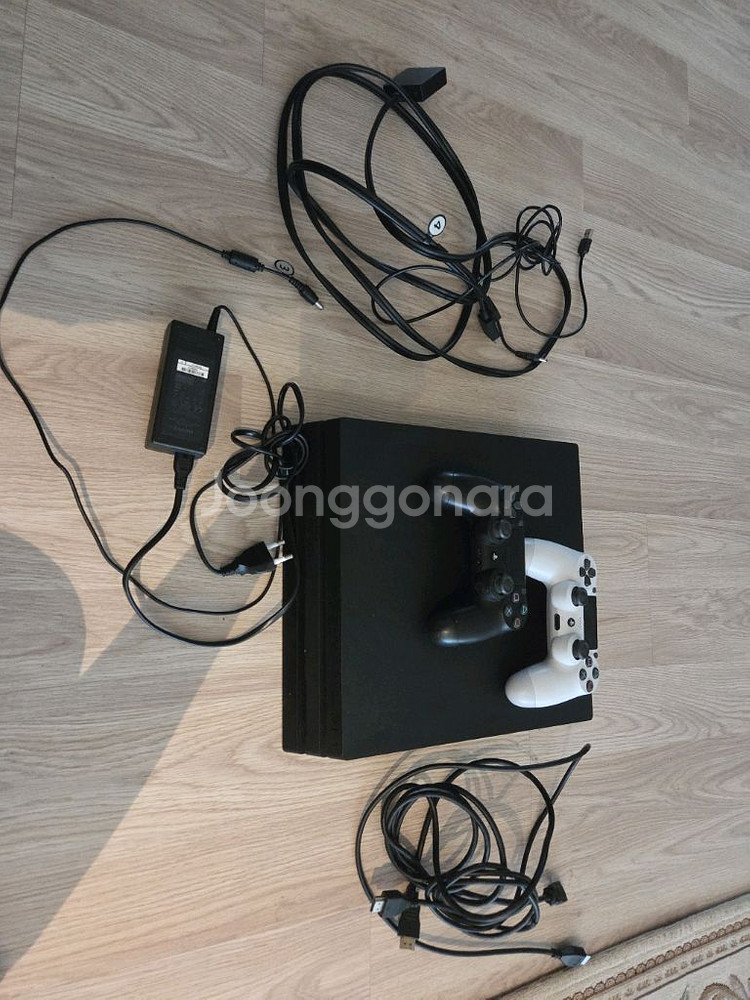 PS4 Pro 1TB+VR 풀세트(풀박스)팝니다--8