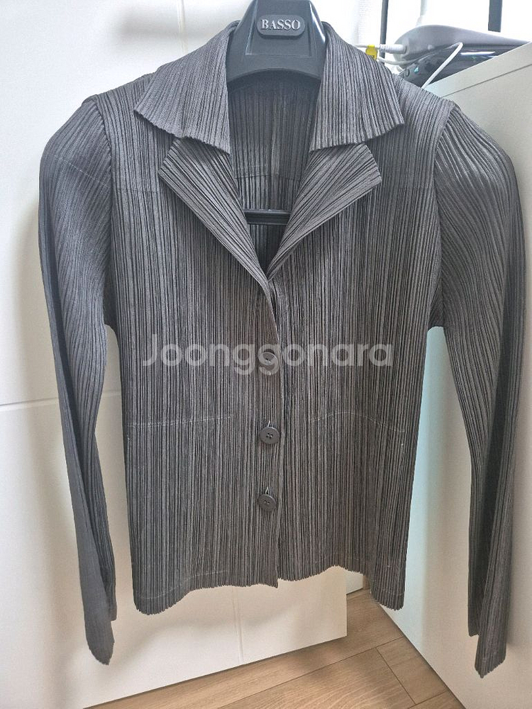 플리츠플리즈 이세이미야케 자켓 정품--0