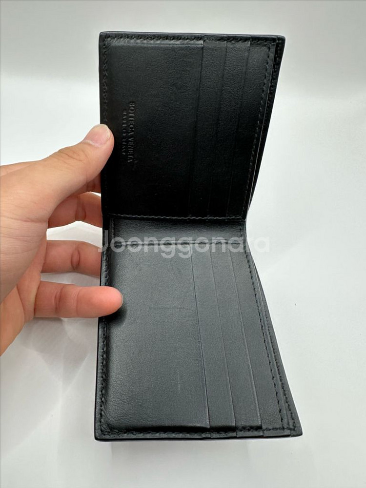 보테가베네타 인트레치아토 빈지갑--1