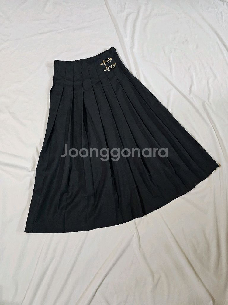[s] 노이어덜트 neu adult 플리츠 스커트--0
