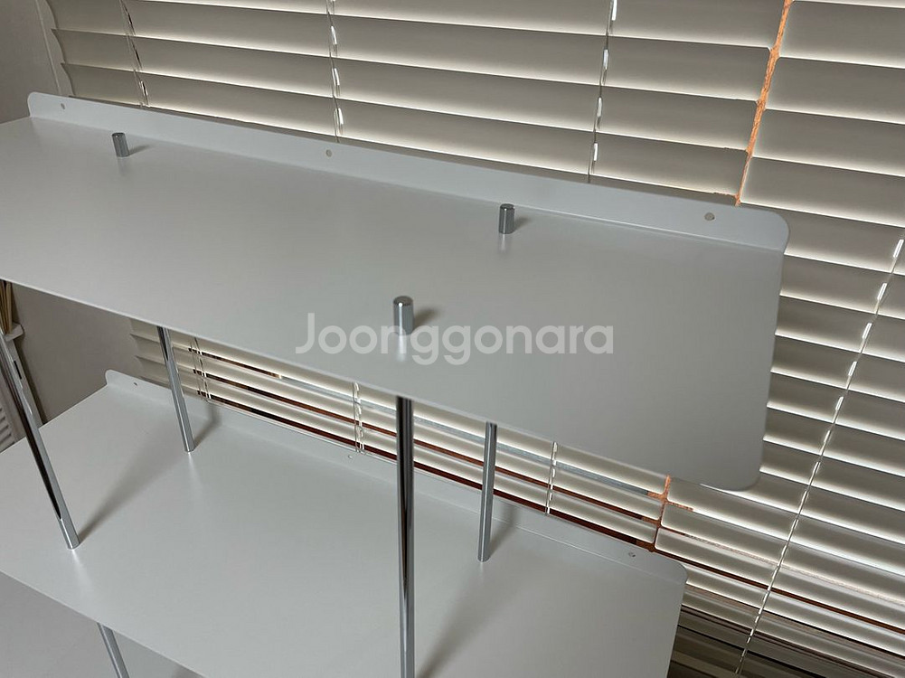 [S급] 밀라우 선반 화이트 3단--2