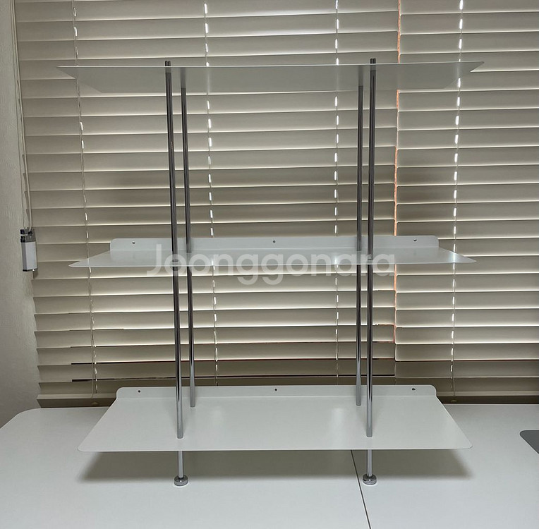 [S급] 밀라우 선반 화이트 3단--1