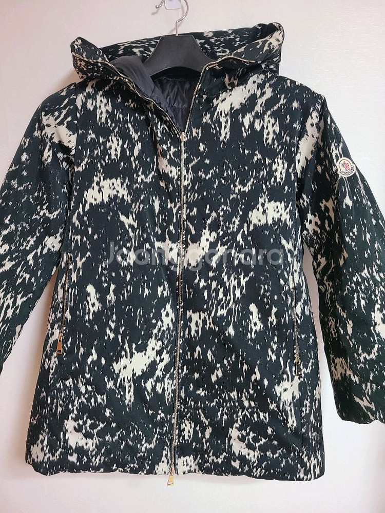 몽클레어 여성 경량패딩--4