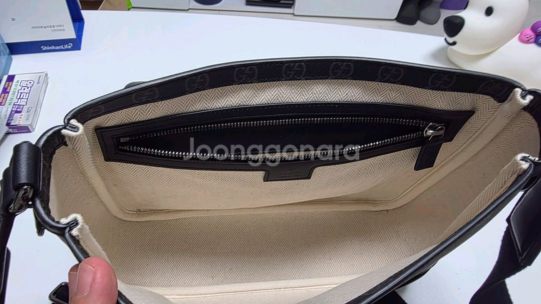 구찌 숄더백 남성 판매합니딘!!!--4