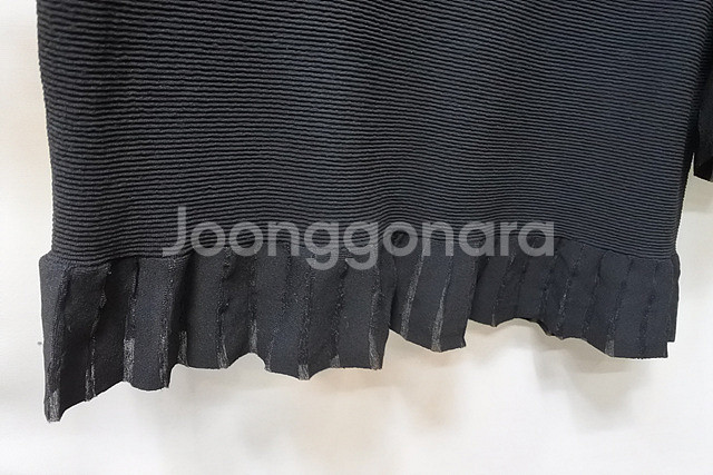 시스템 러플 니트 티셔츠 F--4