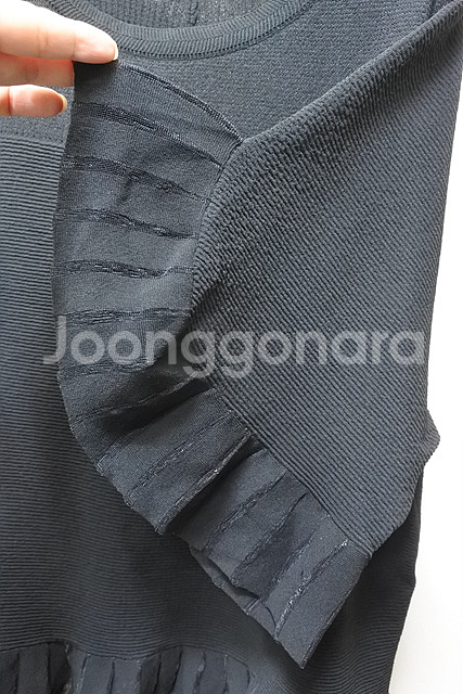 시스템 러플 니트 티셔츠 F--3