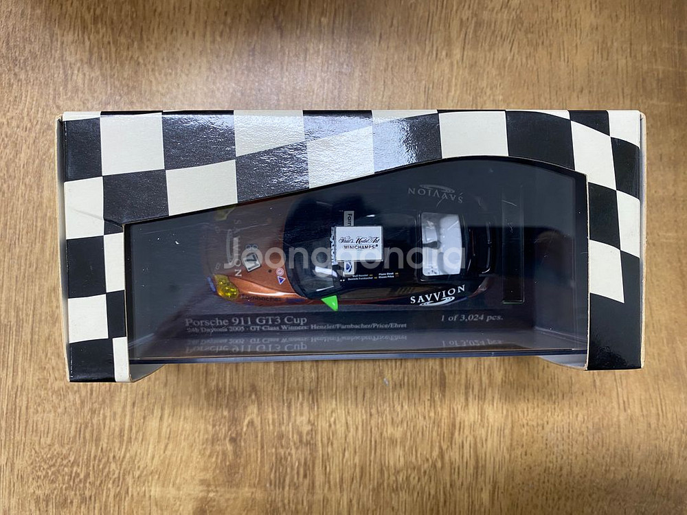 MINICHAMPS 1/43 포르쉐 911 GT3--1