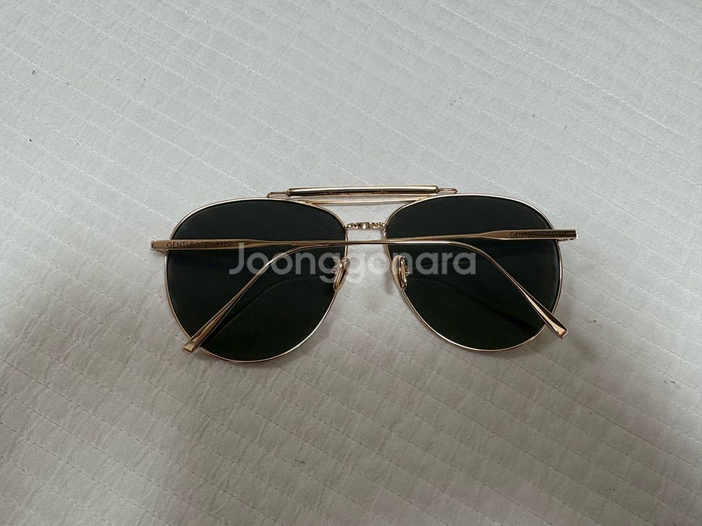 젠틀몬스터 미오미오032--4