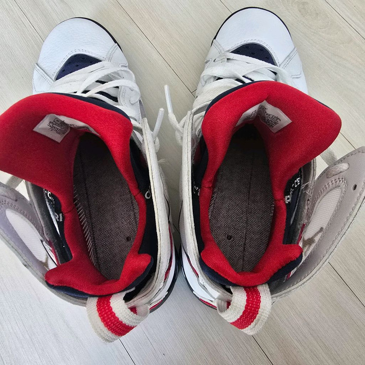 나이키 에어 조던7 레트로 PSG(CZ0789 105) 이미지