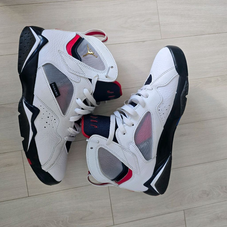 나이키 에어 조던7 레트로 PSG(CZ0789 105) 이미지