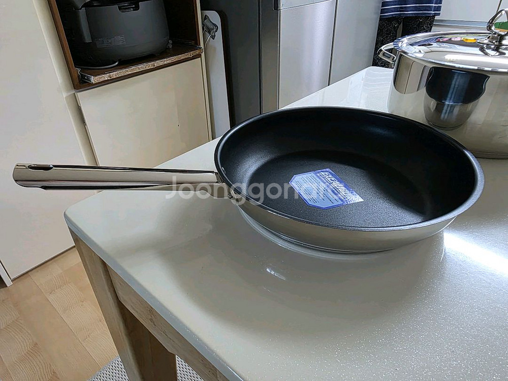 리빙아트 냄비 세트 새제품--4