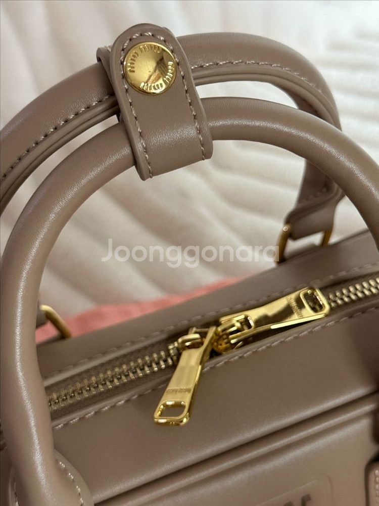 미우미우 아르카디 스몰--2