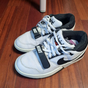 나이키 에어 알파 포스88 x 빌리 화이트 블랙 245 이미지