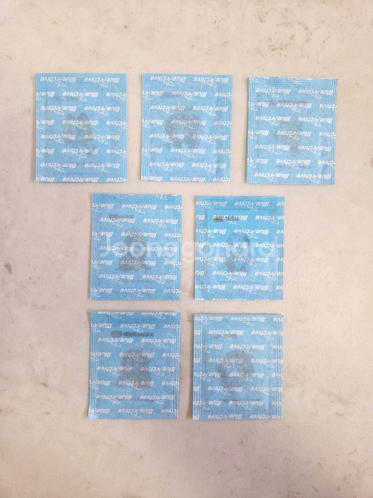 블루아카이브 gs25 시즌2 띠부씰 미개봉 팝니다~--0