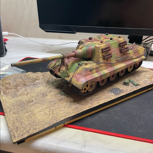 1:32 포스 오브 밸러 야크트티거 전차 다이캐스트