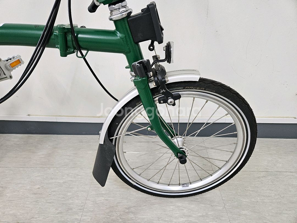 2022년식 브롬톤 C라인 M6R 레이싱그린 새제품--3