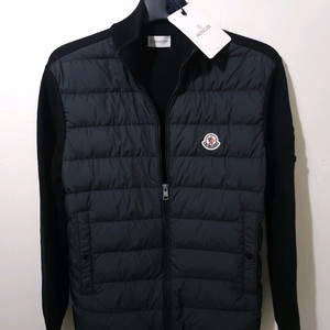 [새상품급, 23Fw] 몽클레어 니트패딩 S Size