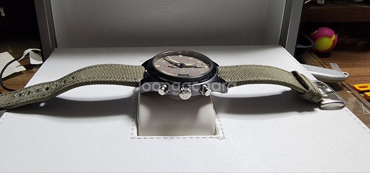 정품 IWC 탑건 미라마 입니다..--2
