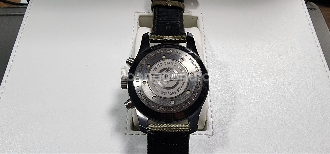 정품 IWC 탑건 미라마 입니다..--6