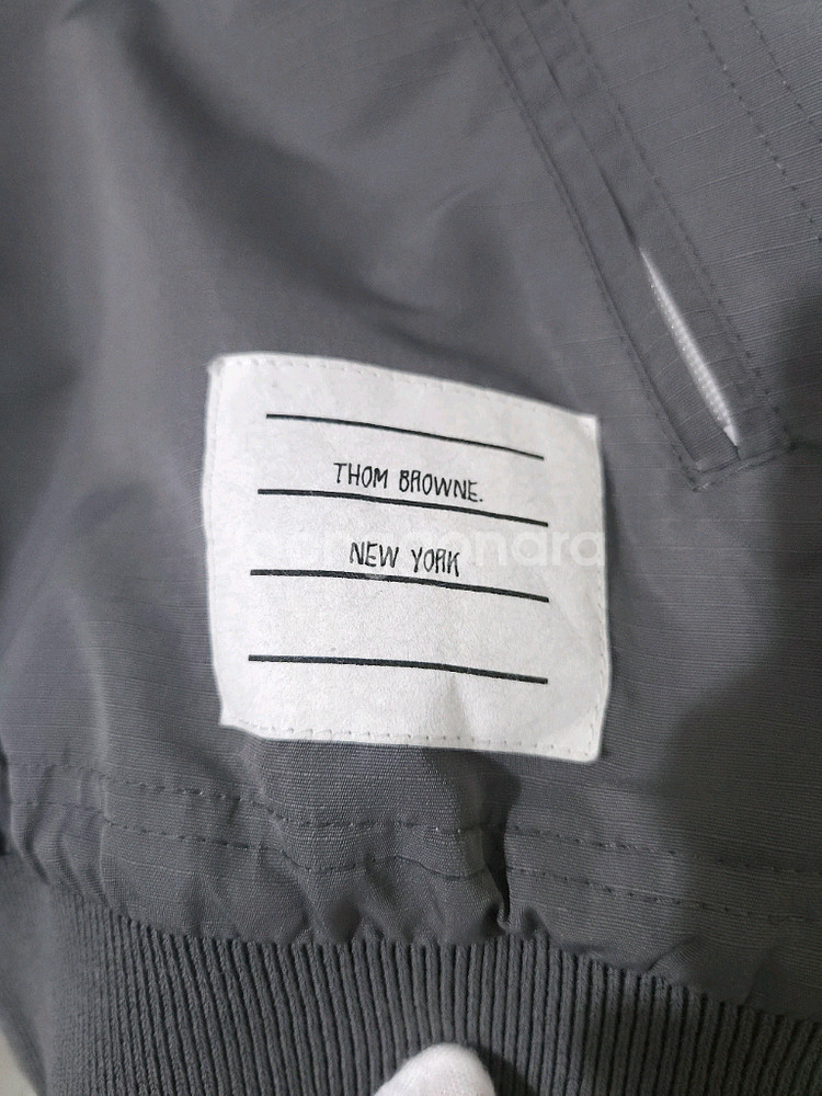 톰브라운 남여 공용 립스탑 바람막이 40Size--7