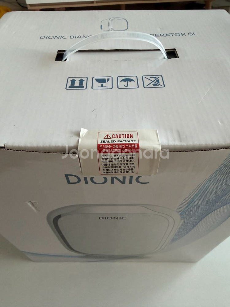 택포 미개봉 디오닉 비앙카 멀티 냉장고 6L LE-RF--1