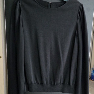 띠어리 블라우스 ㅡ정품 가격내림