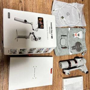 인스타360 플로우2 프로 크리에이터 번들