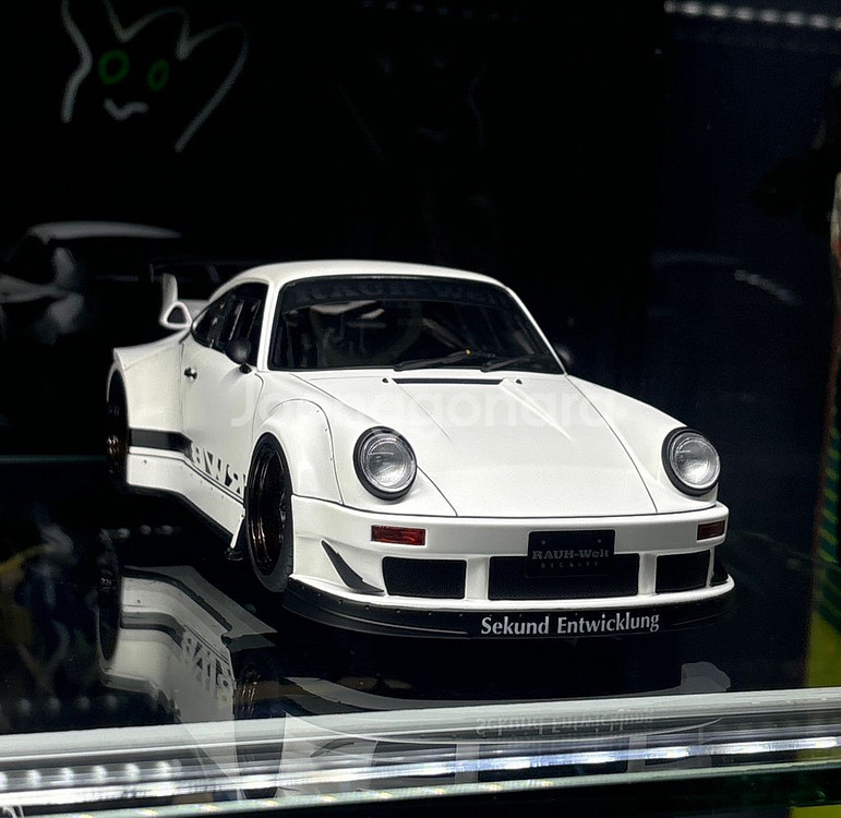 1:18 다이캐스트 이그니션 포르쉐 930,997rwb--2