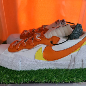 나이키 사카이 블레이저 로우