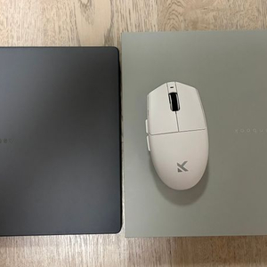 ASUS 2025 젠북 A14 14인치 팝니다.