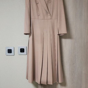 (3회착용) 미샤 트렌치코트 스타일 원피스(사이즈44)