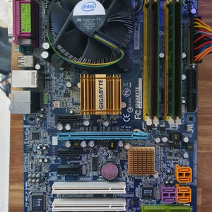 기가바이트 965P 메인보드/E6550/4GB 세트