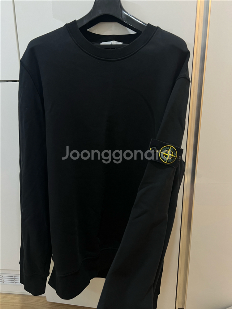 25ss 스톤아일랜드 맨투맨 2xl (새상품급)--0