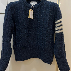 25fw 톰브라운 모헤어 니트 2사이즈 (새상품급