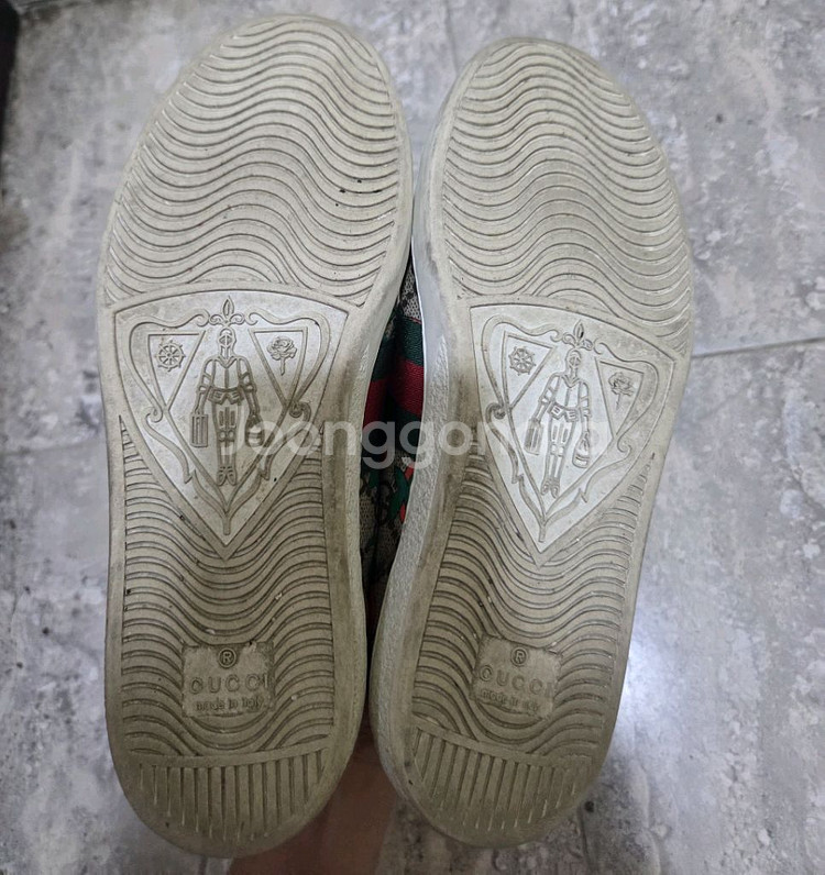 구찌 스트로베리 스니커즈 36--1