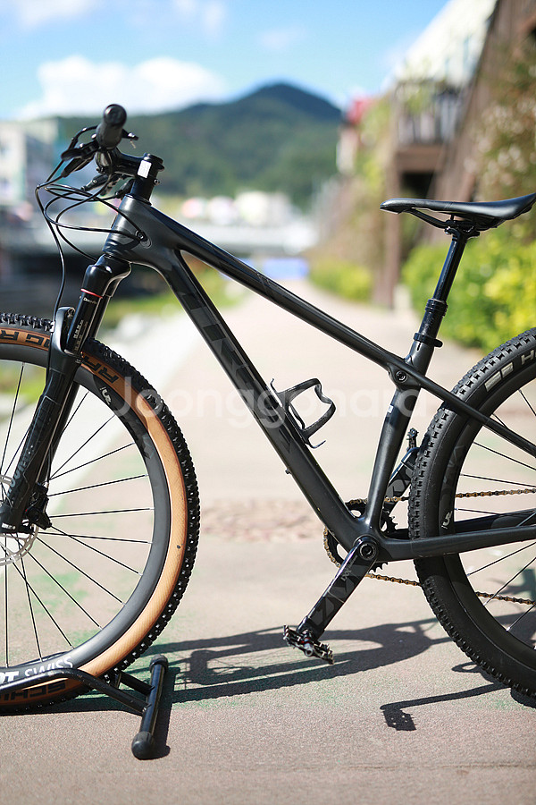 19년 트렉 프로칼리버 9.9 SL 15.5인치27.5--5