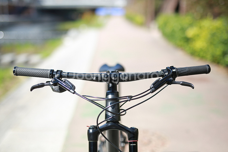 19년 트렉 프로칼리버 9.9 SL 15.5인치27.5--8